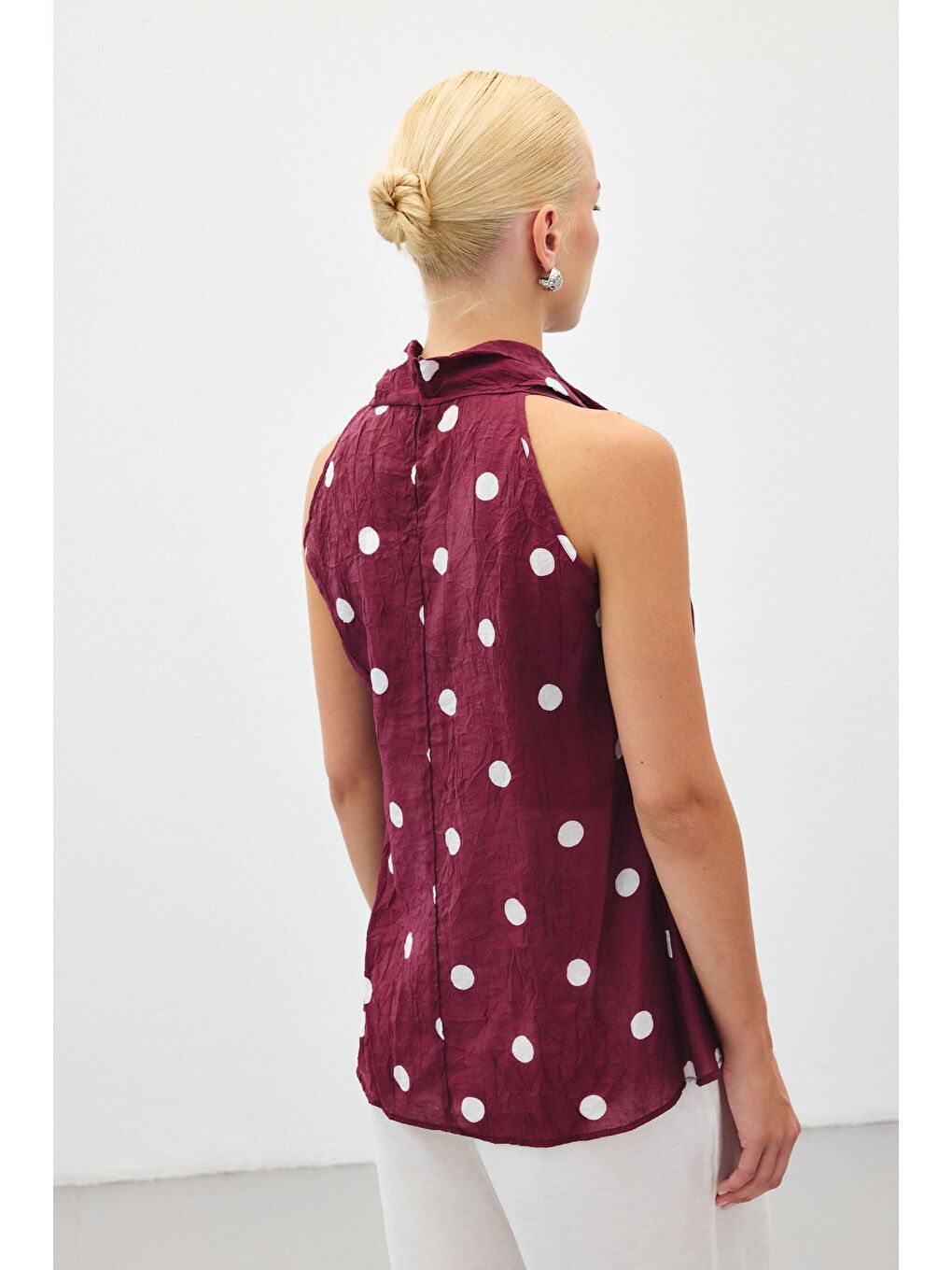 Kolsuz Puantiye Desenli Bluz - Bordo-7