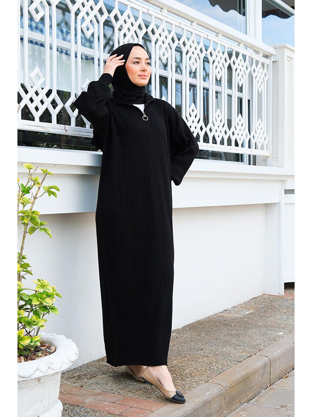 Önü Fermuarlı Triko Elbise Siyah-1