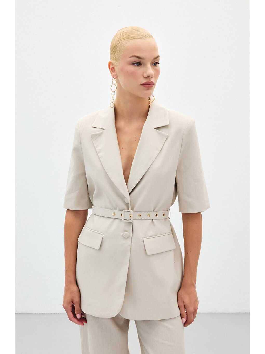 Bej Kısa Kollu Kemerli Ceket - Taş-2