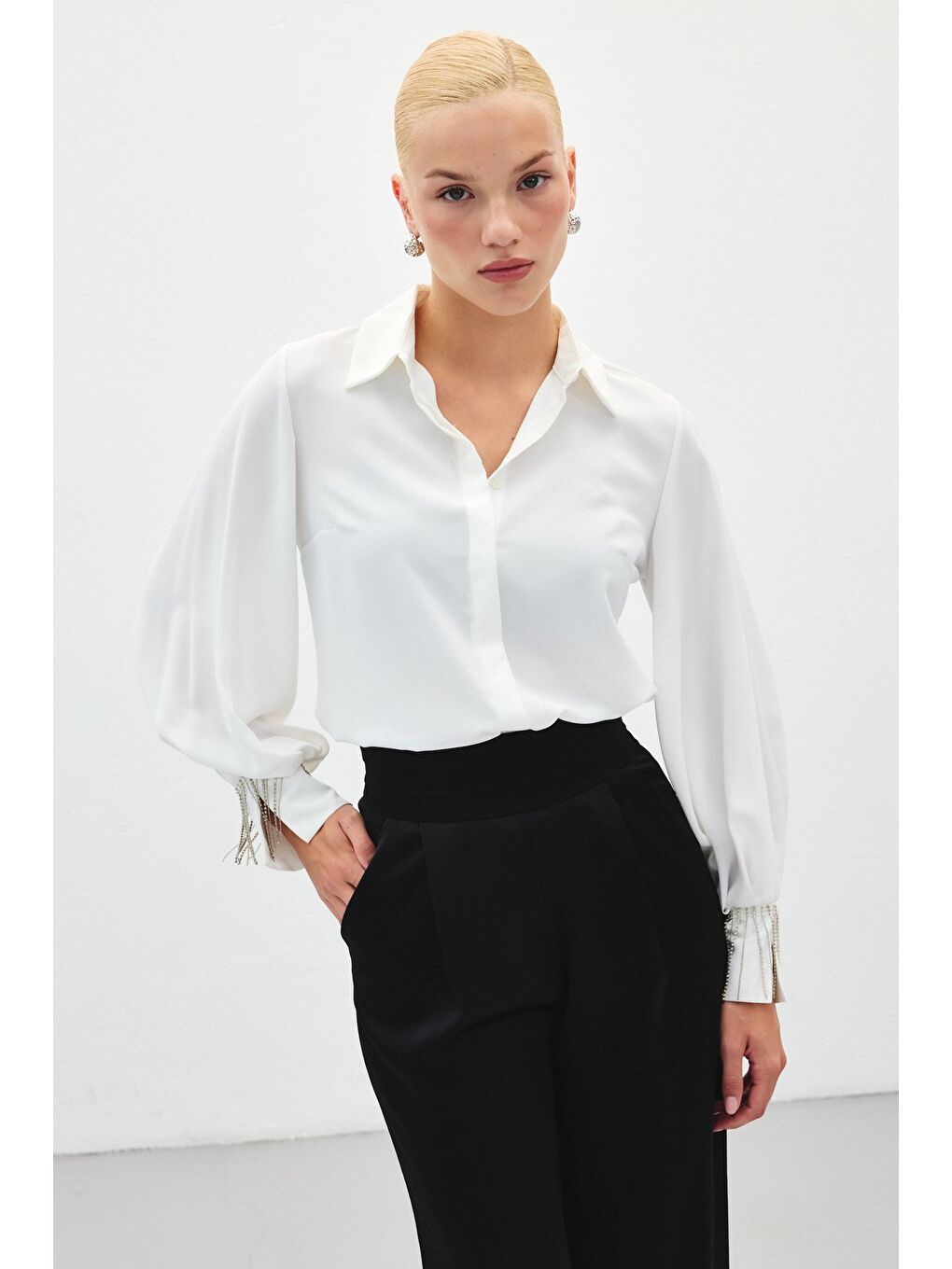 Manşetleri Aksesuarlı Gömlek - Ekru-2