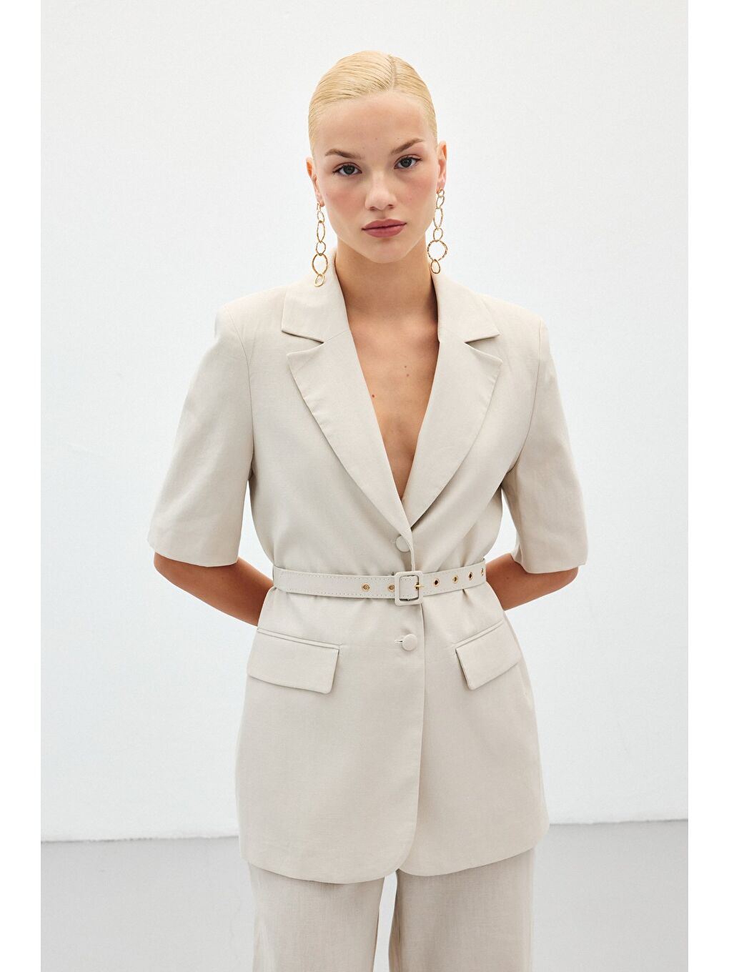 Bej Kısa Kollu Kemerli Ceket - Taş-3