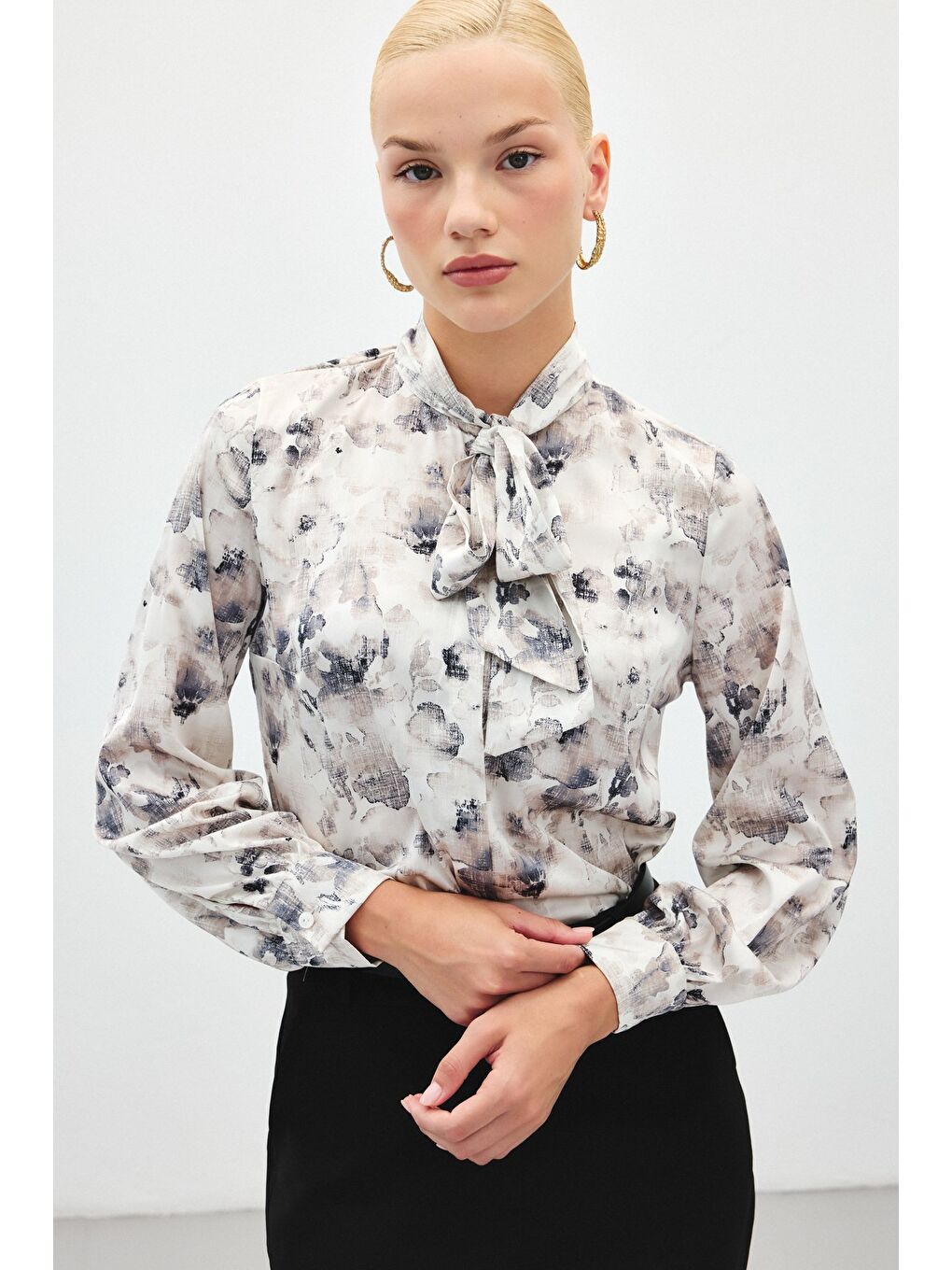 Fularlı Emprime Gömlek - Gri-3