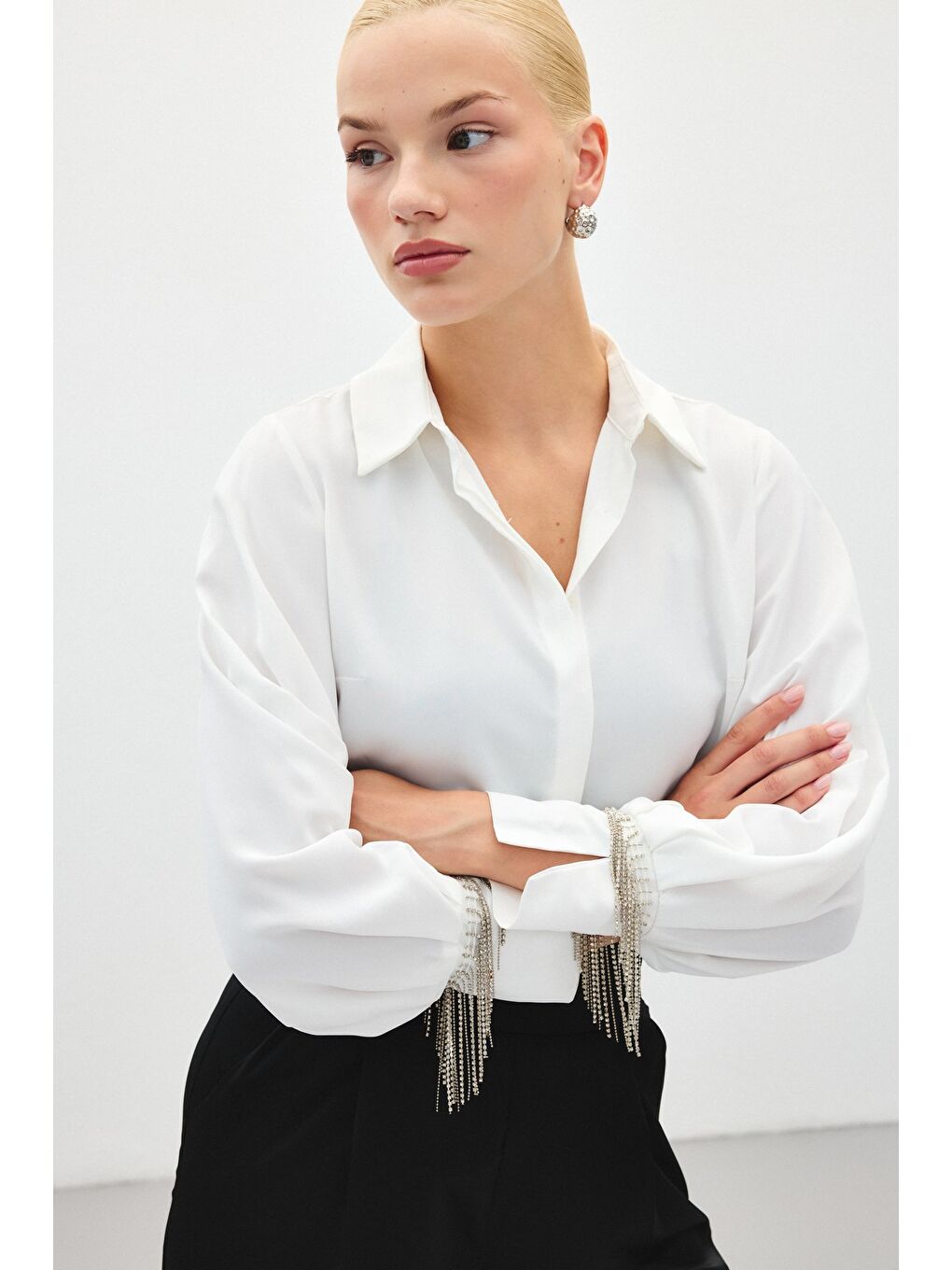 Manşetleri Aksesuarlı Gömlek - Ekru-5