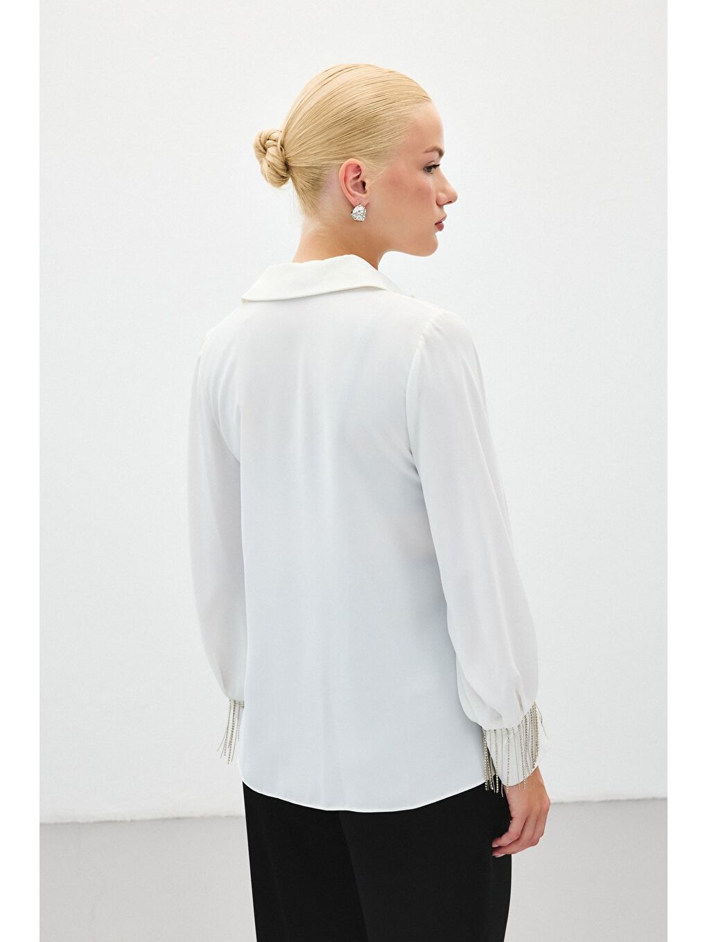 Manşetleri Aksesuarlı Gömlek - Ekru-7