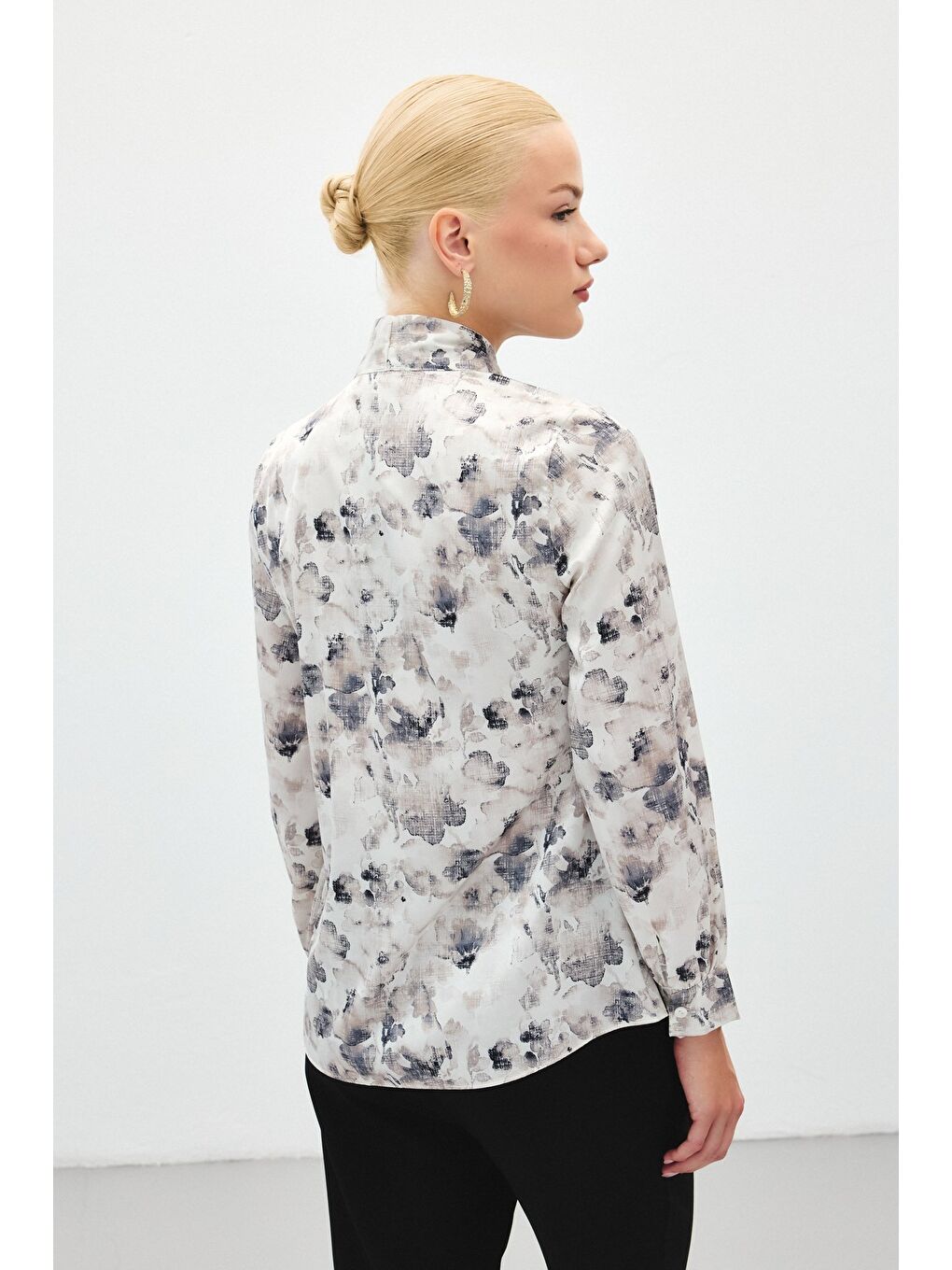 Fularlı Emprime Gömlek - Gri-7