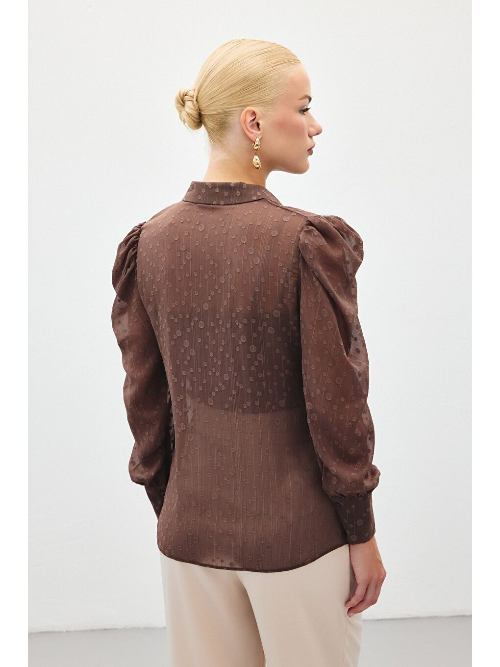 Kahverengi Puantiye Dokulu Gömlek - Kahve-7