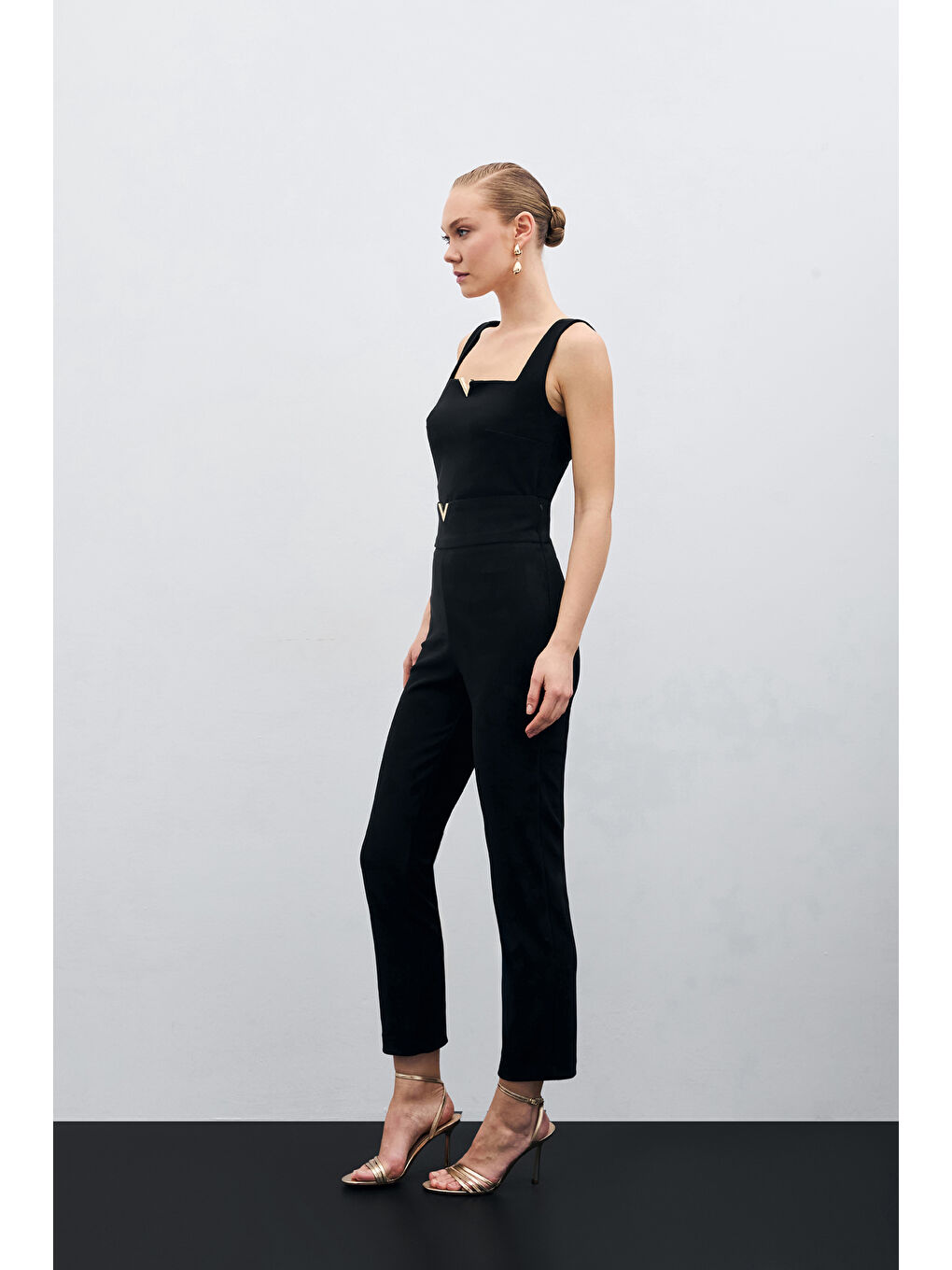 Bel Aksesuarlı Pantolon - Siyah-1