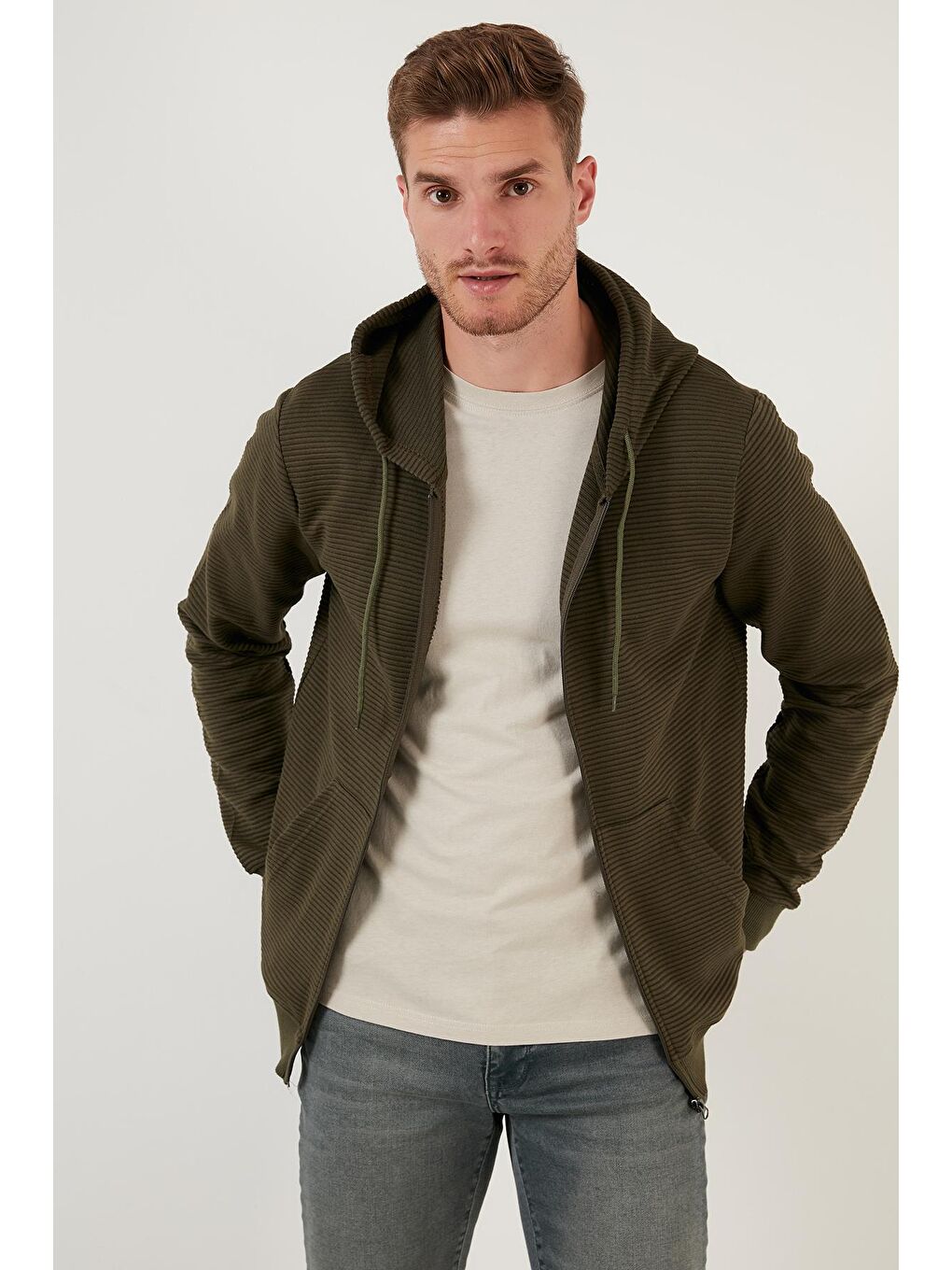 Haki Slim Fit Pamuklu Kapüşonlu Yaka  Cepli Erkek Fermuarlı Sweatshirt Hırka 5896599-1