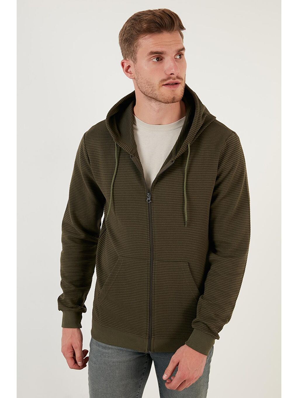 Haki Slim Fit Pamuklu Kapüşonlu Yaka  Cepli Erkek Fermuarlı Sweatshirt Hırka 5896599-2