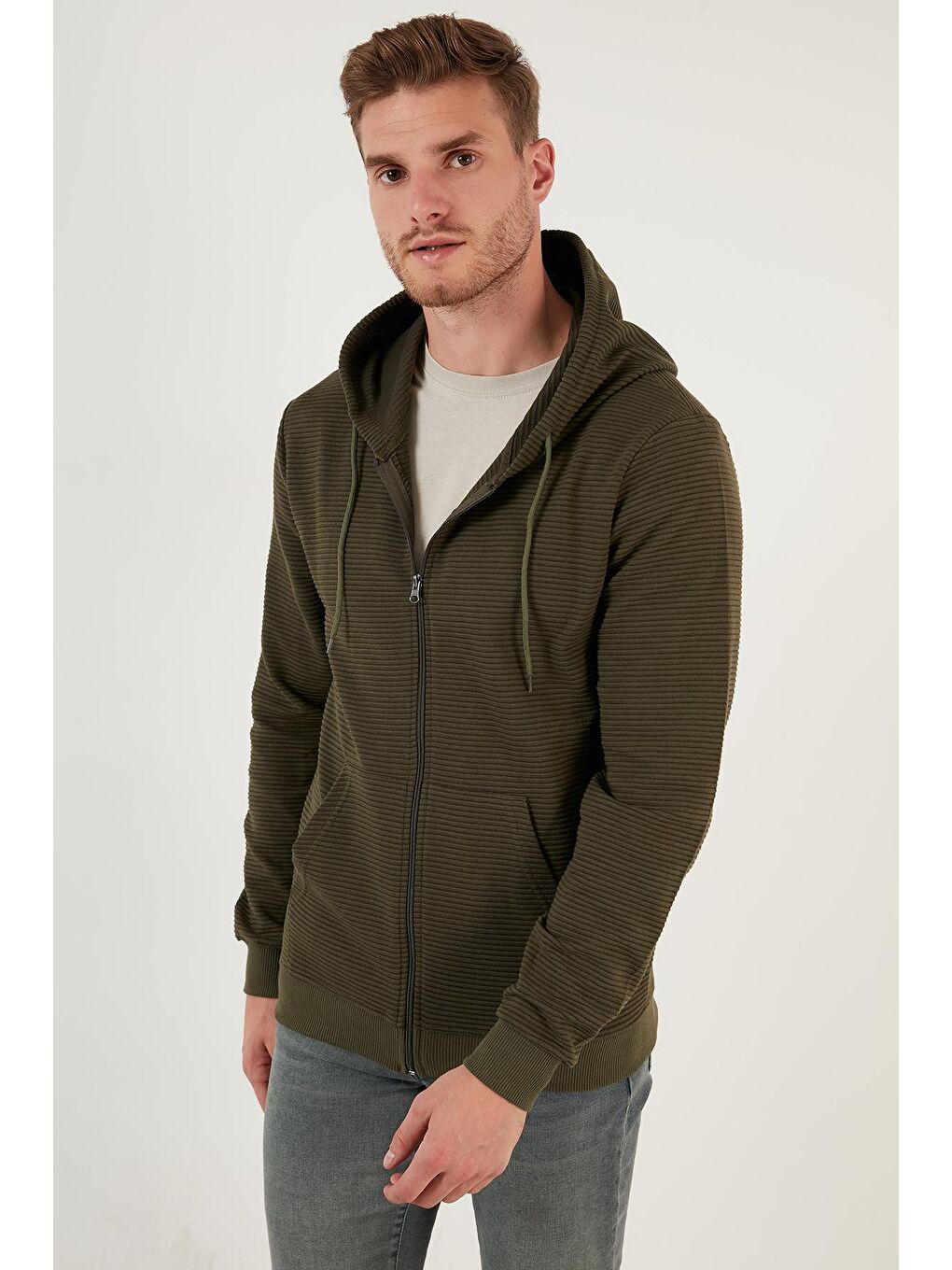 Haki Slim Fit Pamuklu Kapüşonlu Yaka  Cepli Erkek Fermuarlı Sweatshirt Hırka 5896599-3