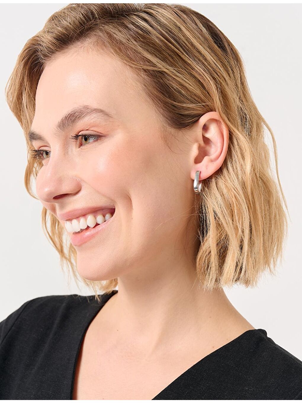 Gri Gümüş Kare Küpe-1