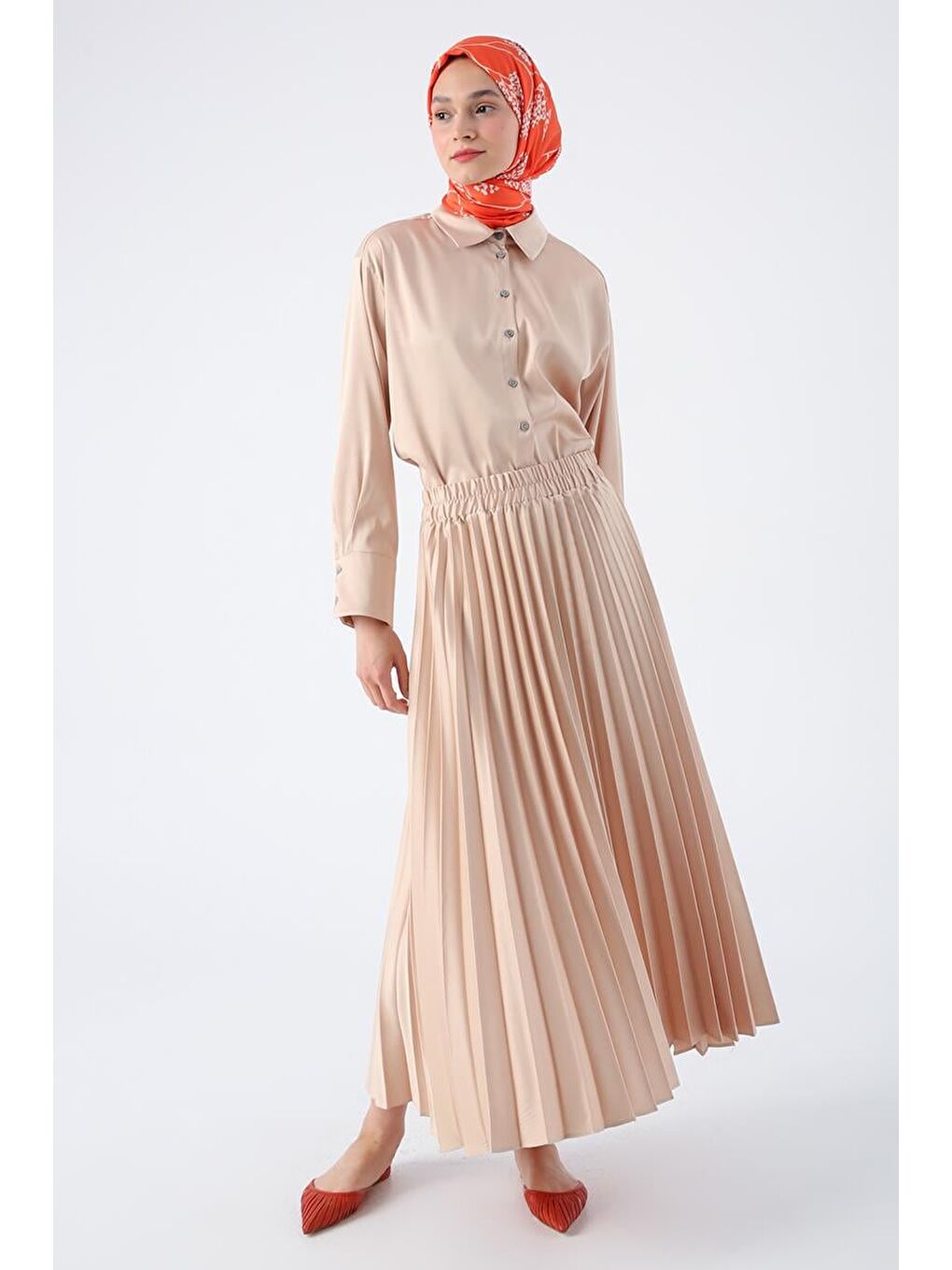 Bej Taş Beli Lastikli Piliseli Rahat Kalıp Saten Etek