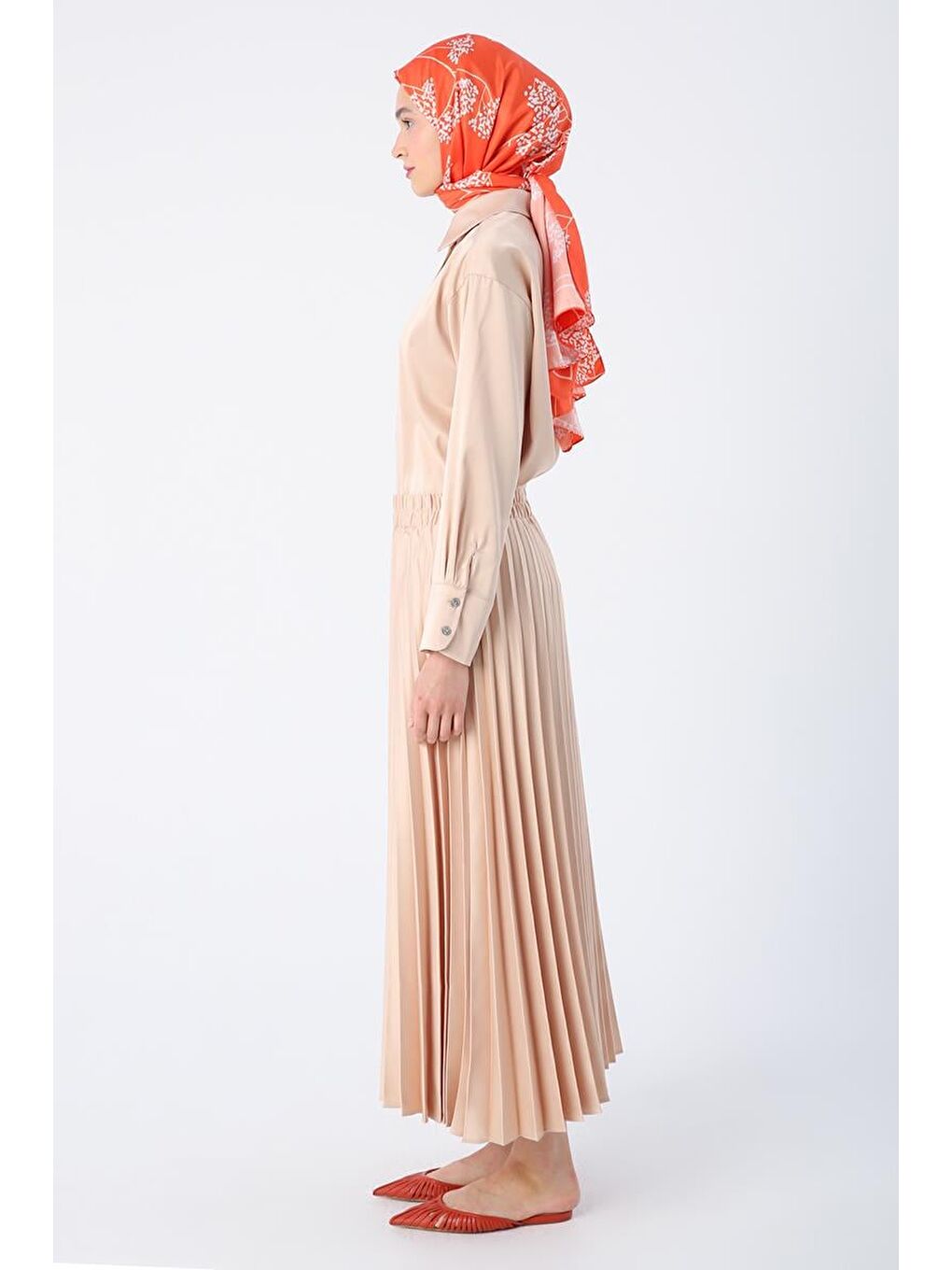 Bej Taş Beli Lastikli Piliseli Rahat Kalıp Saten Etek-2