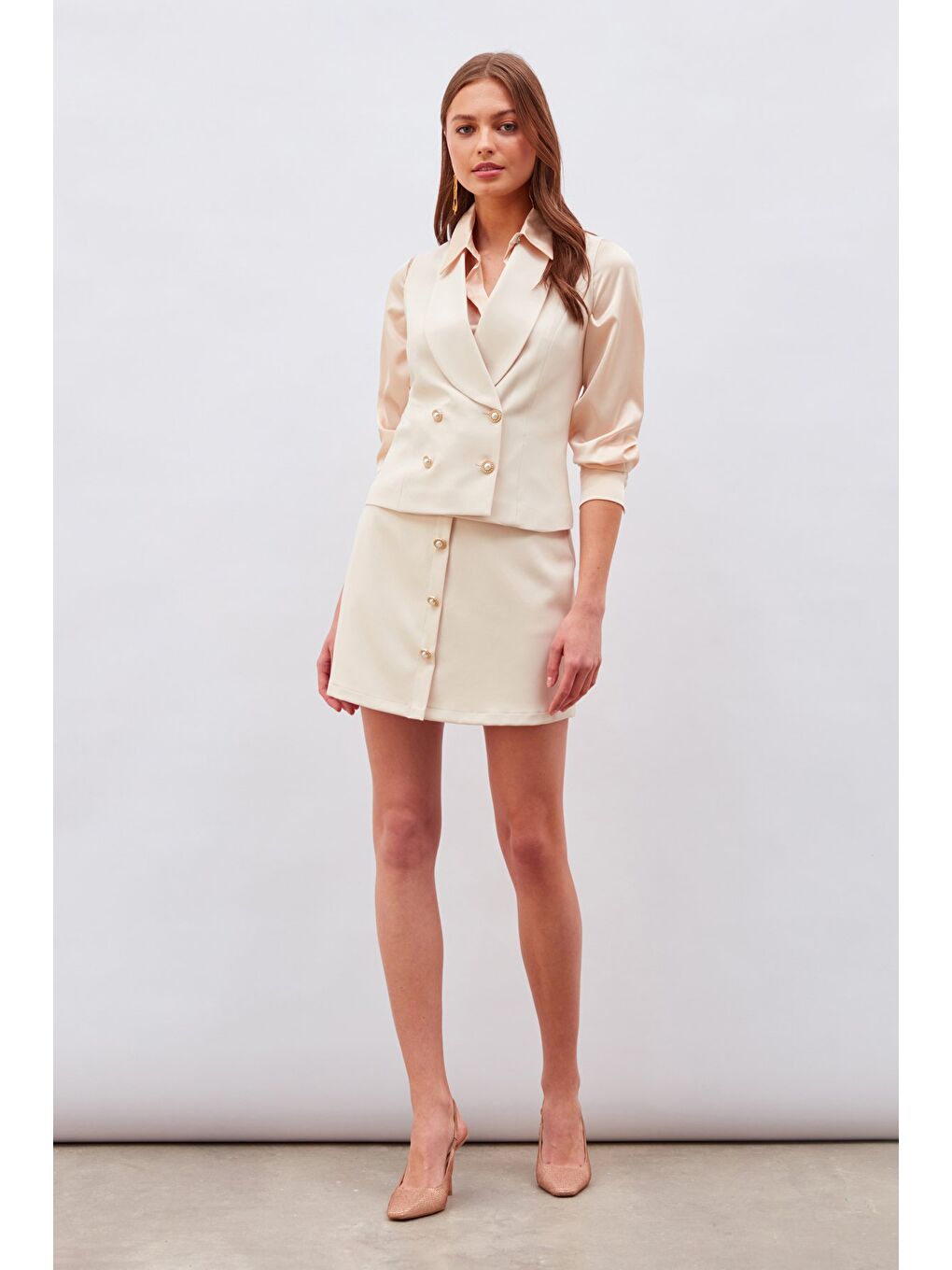 Düğme Detaylı Mini Etek - Bej-2