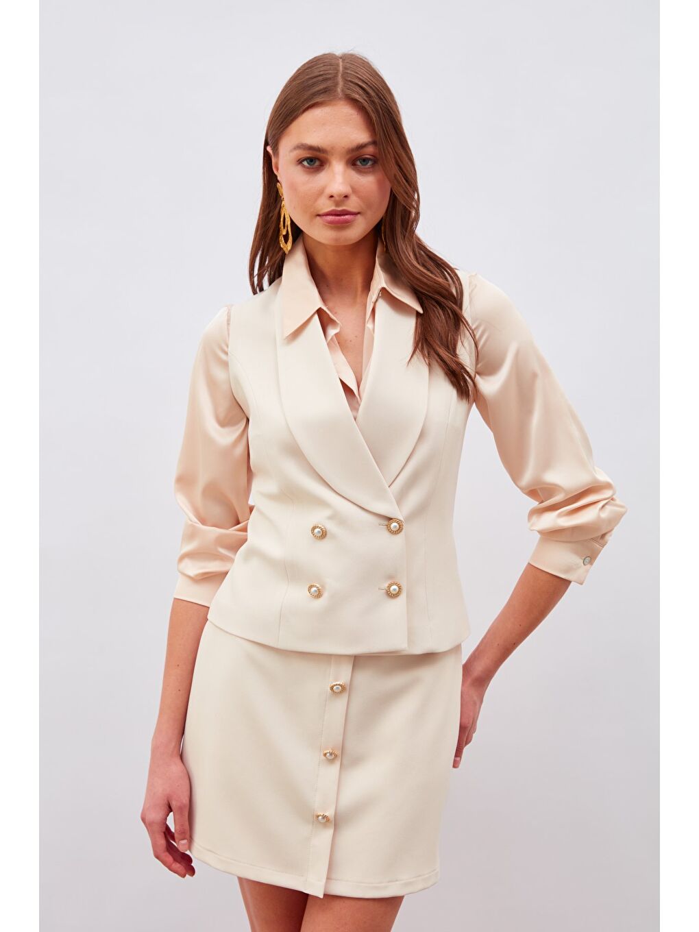 Düğme Detaylı Mini Etek - Bej-4