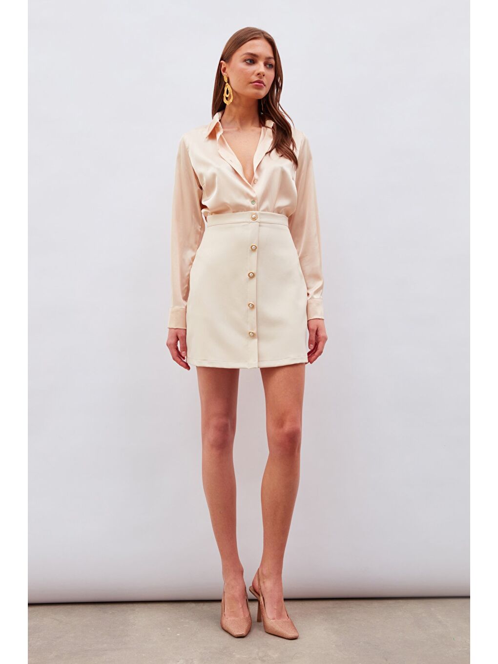 Düğme Detaylı Mini Etek - Bej-5