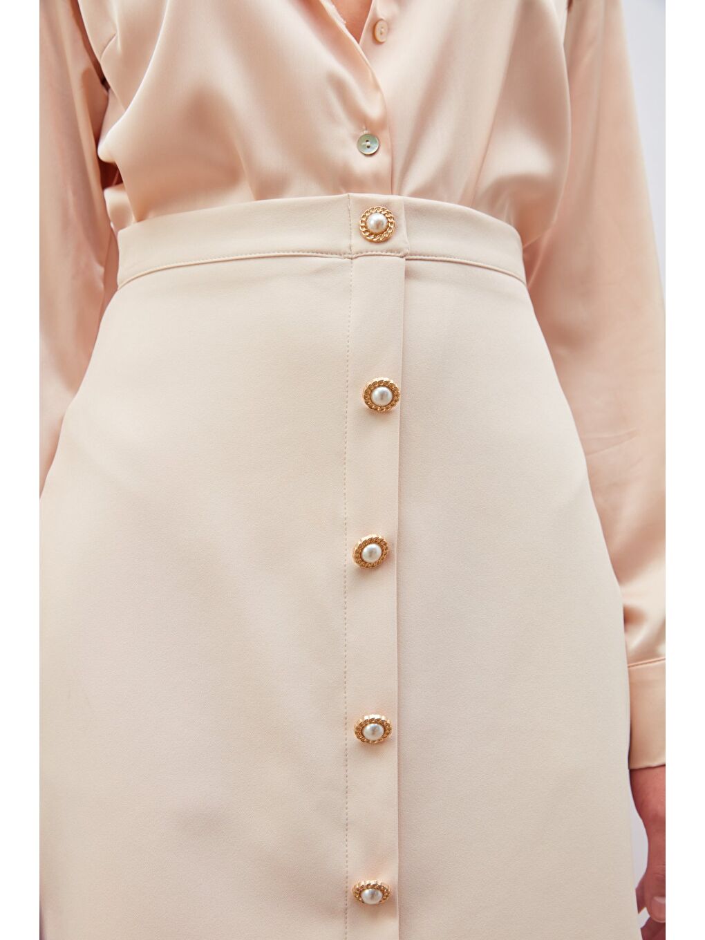 Düğme Detaylı Mini Etek - Bej-6