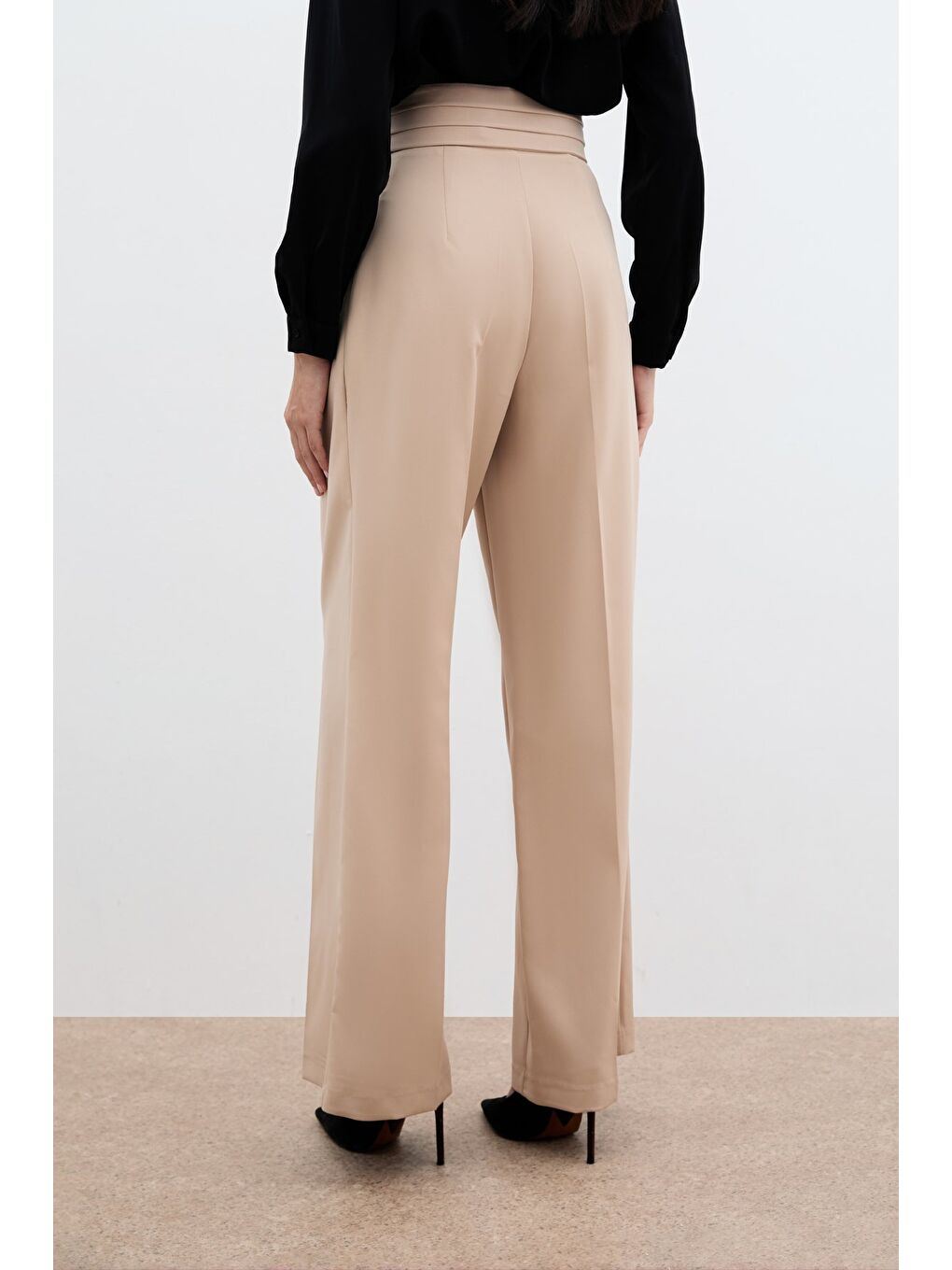 Bel Detaylı Pantolon - Bej-4