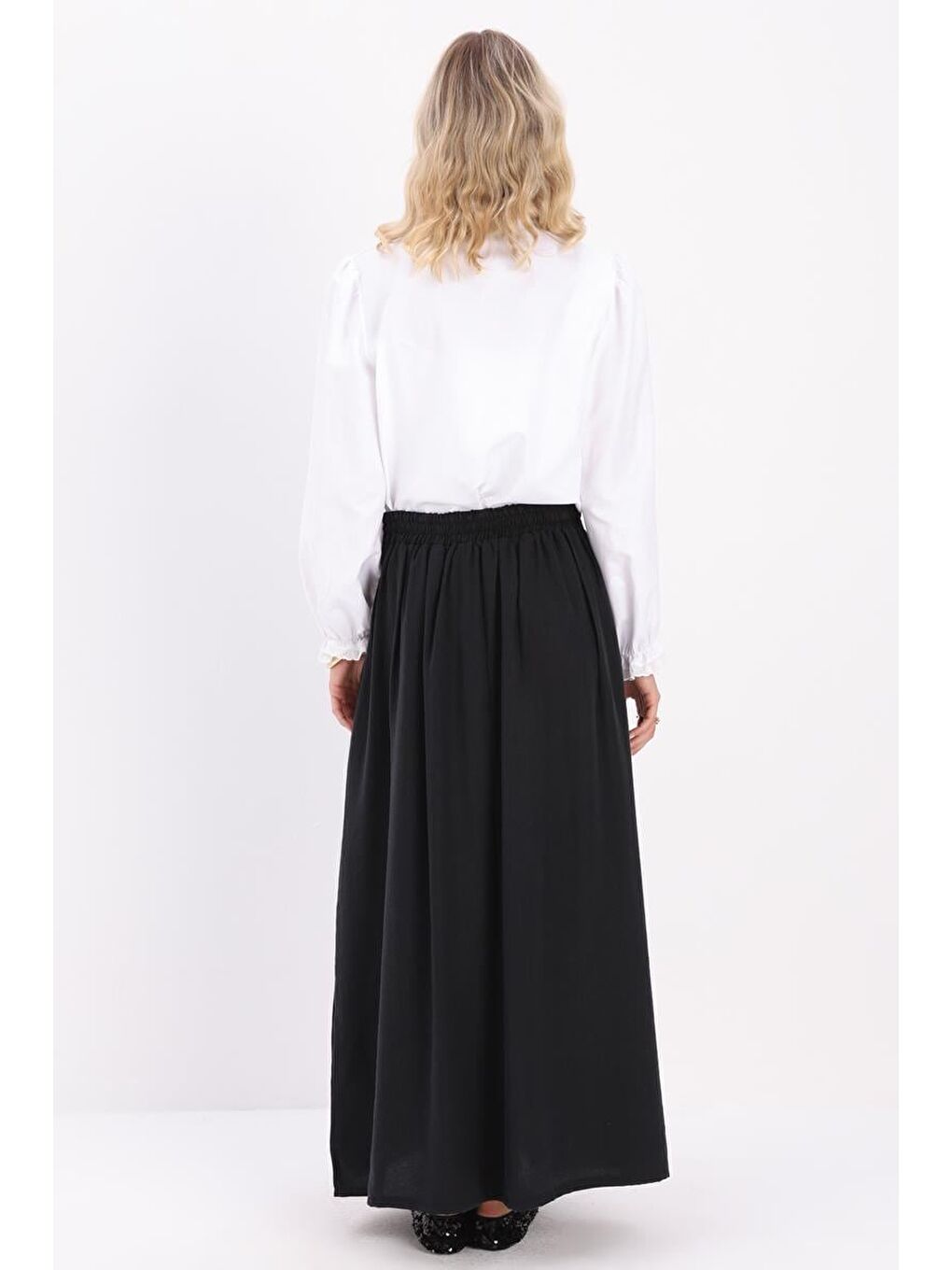 Siyah Pileli Kloş Etek-3