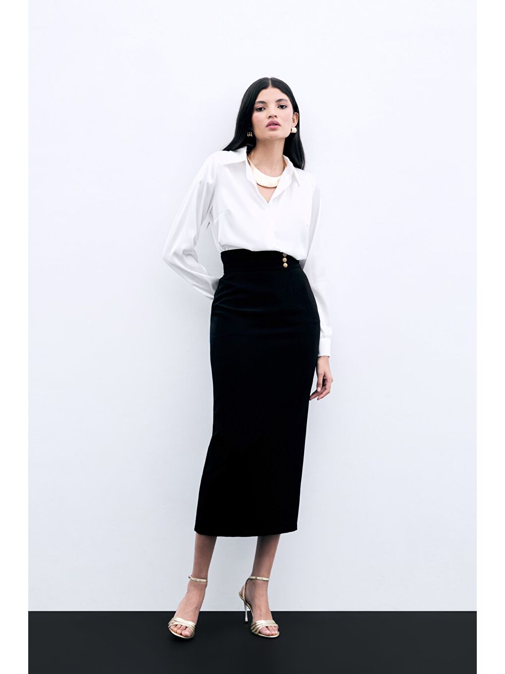 Düğme Detaylı Midi Etek - Siyah-1