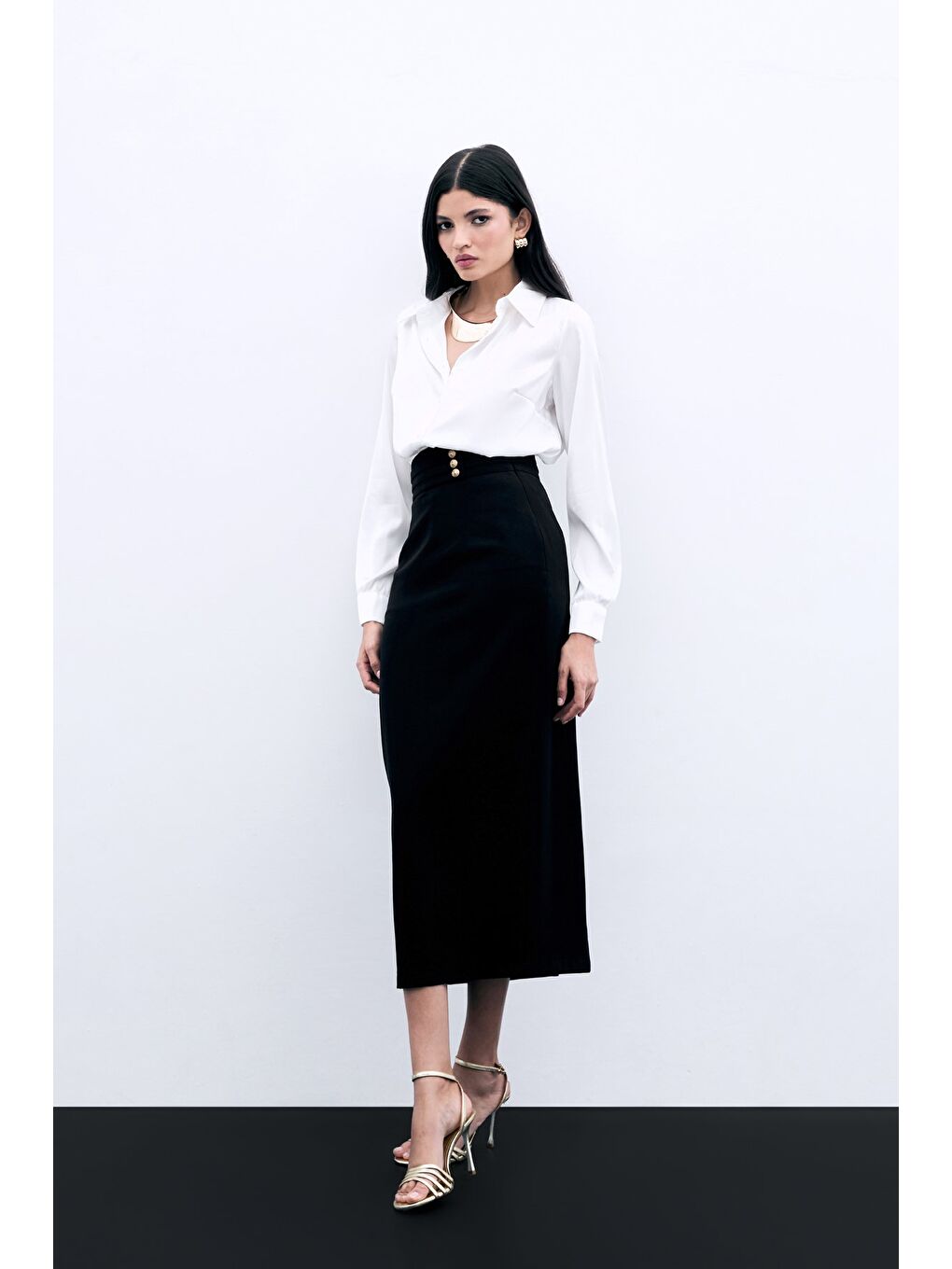 Düğme Detaylı Midi Etek - Siyah-3