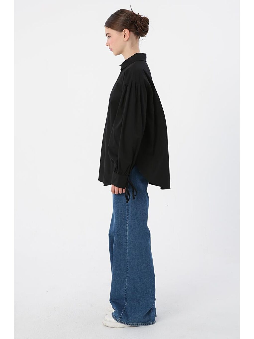 Siyah %100 Pamuk Kolları Bağlama Detaylı Gömlek-2