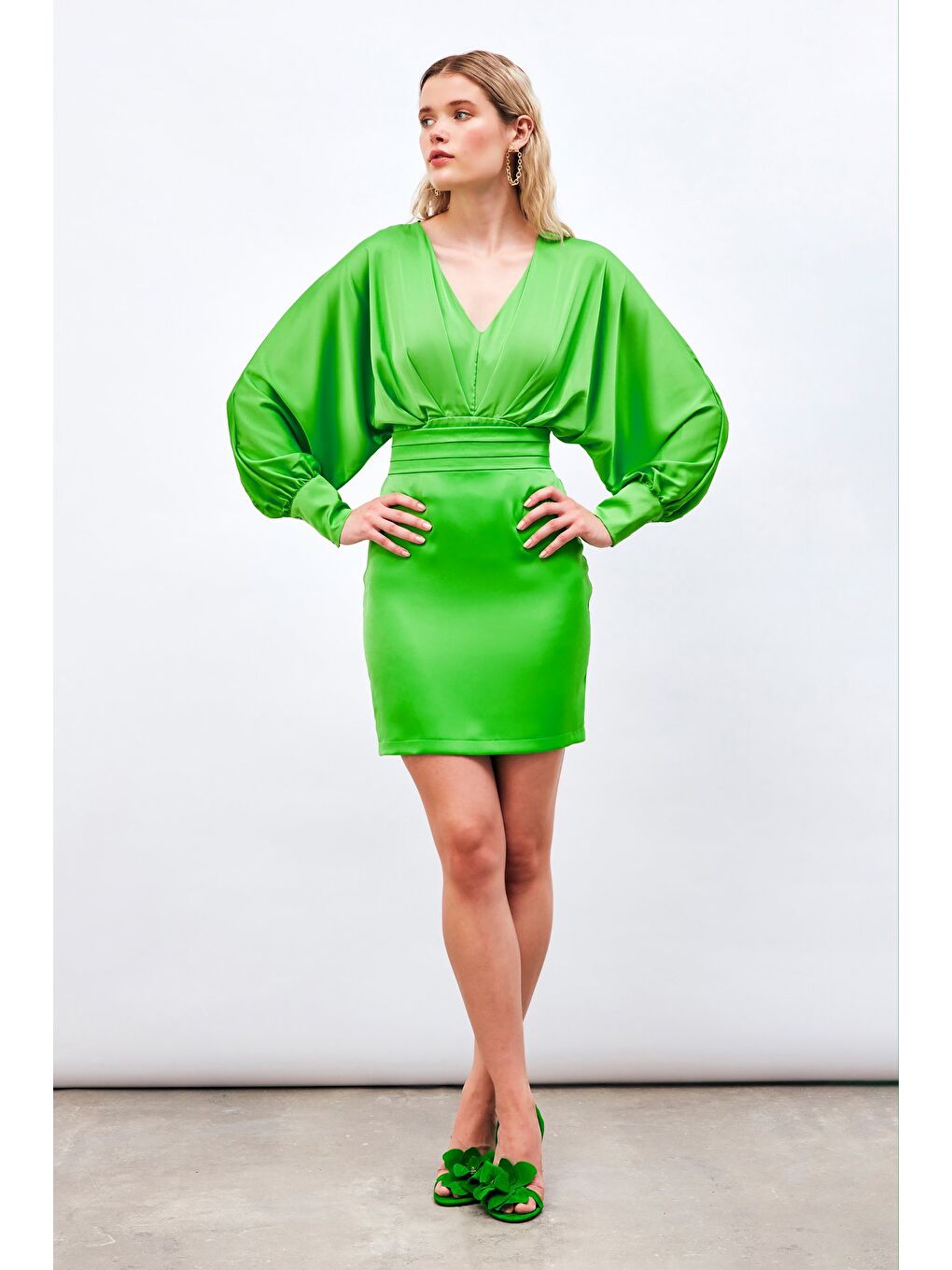 Bel Detaylı Mini Saten Etek - Açık Yeşil-2