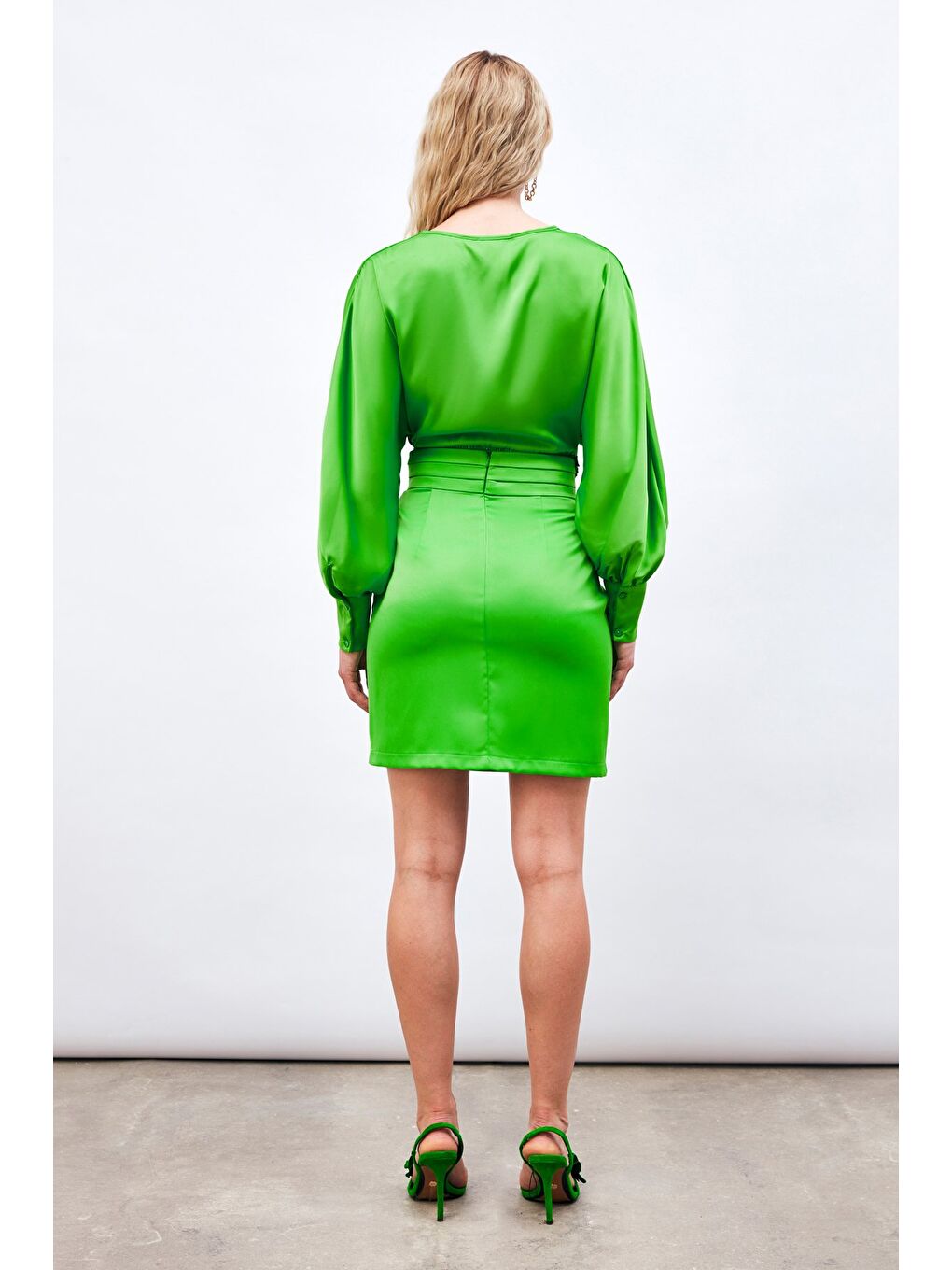 Bel Detaylı Mini Saten Etek - Açık Yeşil-5