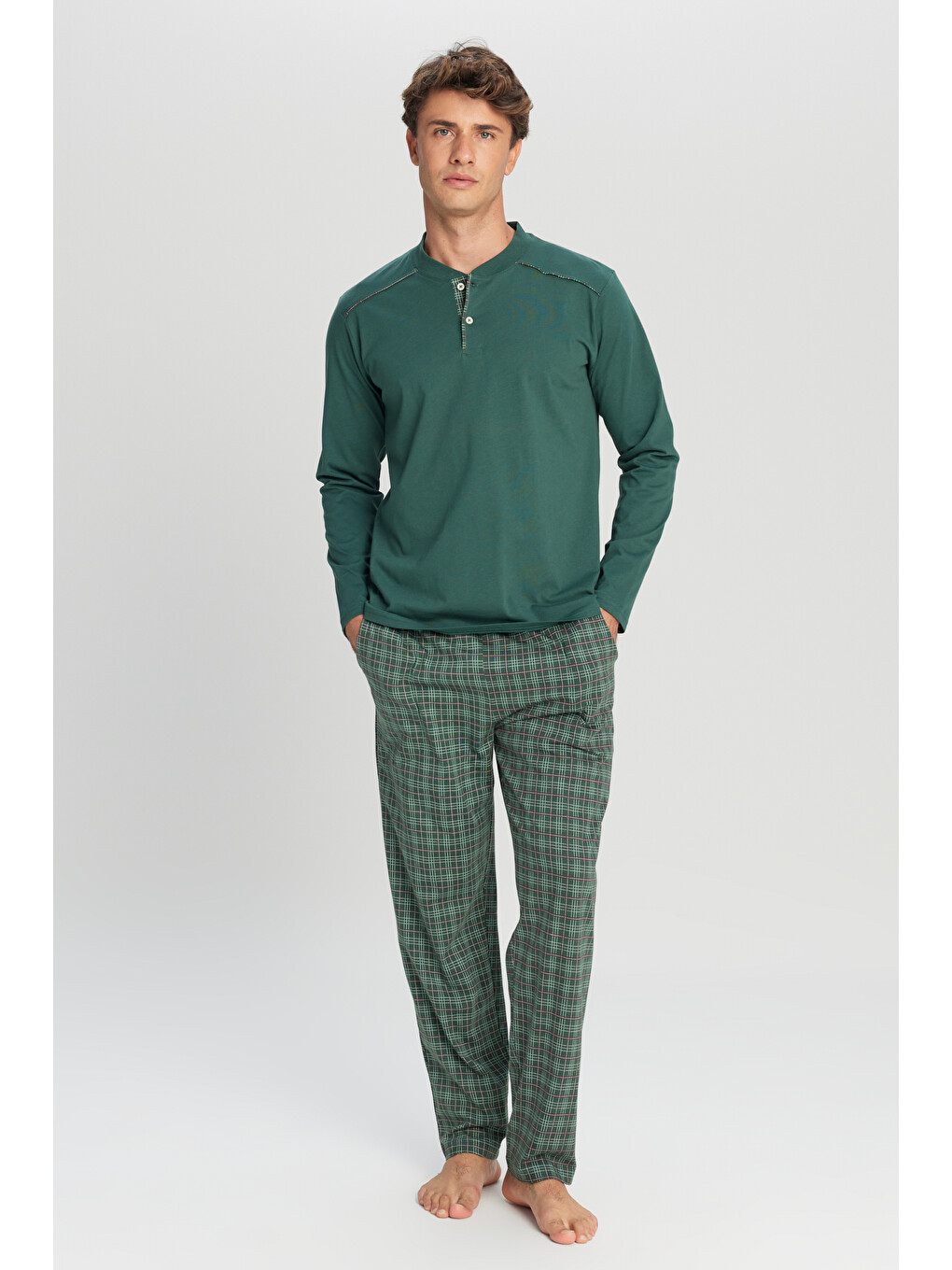 %100 Pamuk Standart Fit Hakim Yaka Ekose Erkek Pijama Takımı