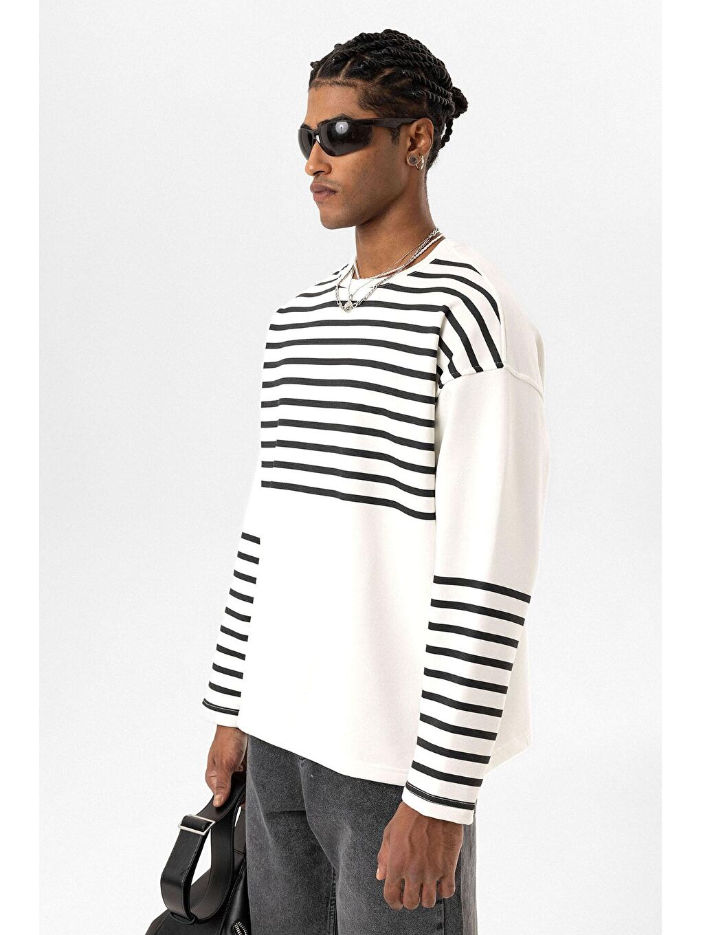 Çizgili Şerit Detaylı Oversize Sweatshirt Ekru-3
