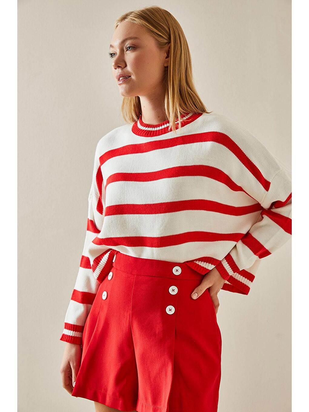 Kırmızı Bisiklet Yaka Çizgili Crop Kazak 4KXK3-47589-04-2