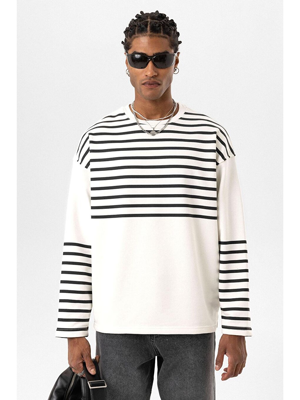 Çizgili Şerit Detaylı Oversize Sweatshirt Ekru-7