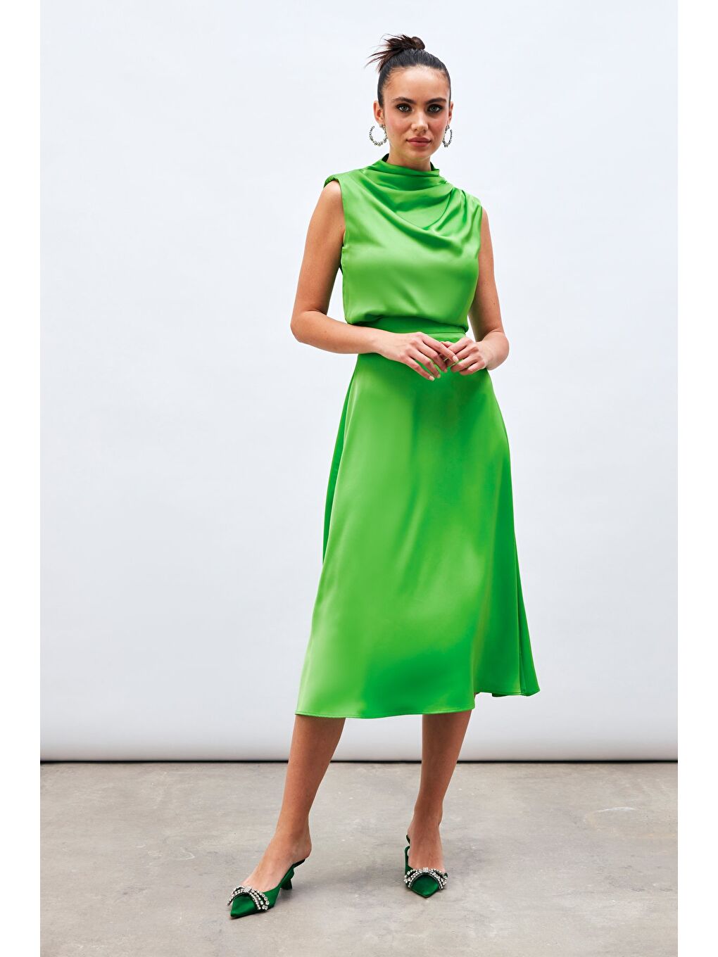 Midi Boy Saten Etek - Açık Yeşil-2