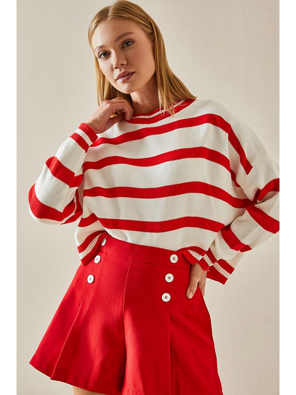 Kırmızı Bisiklet Yaka Çizgili Crop Kazak 4KXK3-47589-04-3