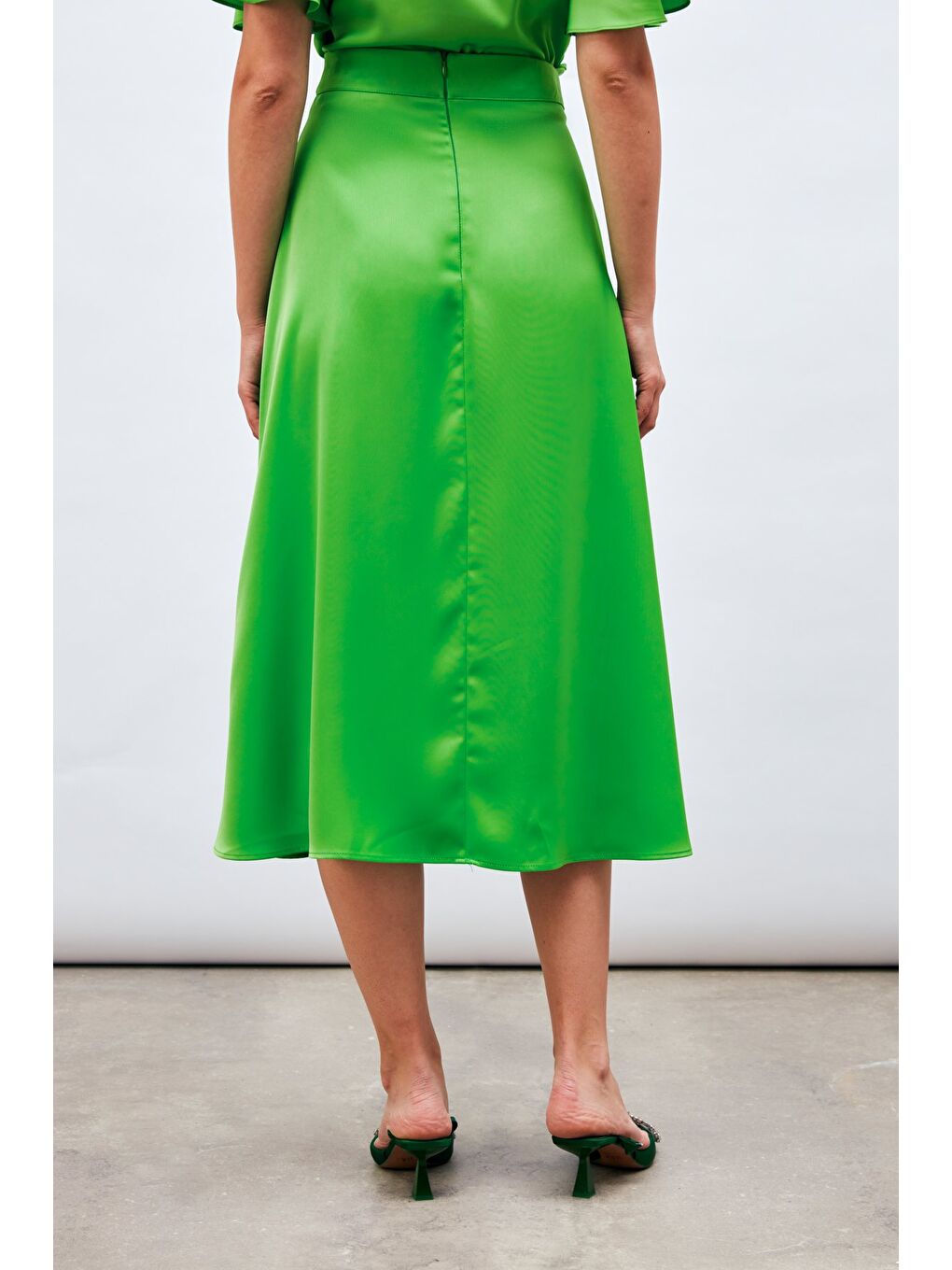 Midi Boy Saten Etek - Açık Yeşil-6