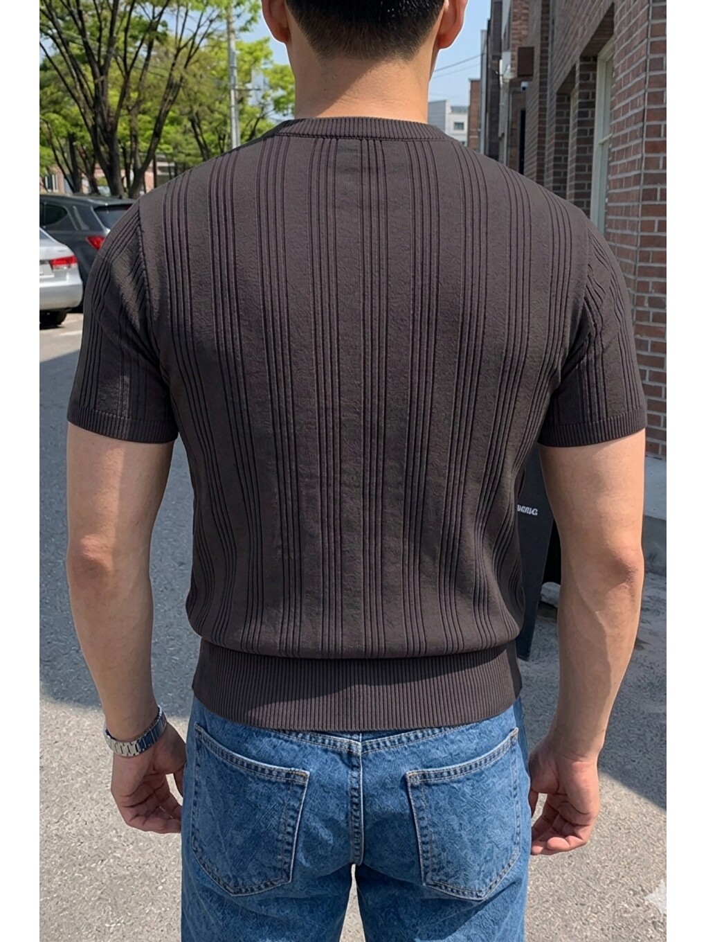 Siyah Old Money Fit Bisiklet Yaka Çizgili Triko Tişört – Slim Kalıp Premium Kahve-2