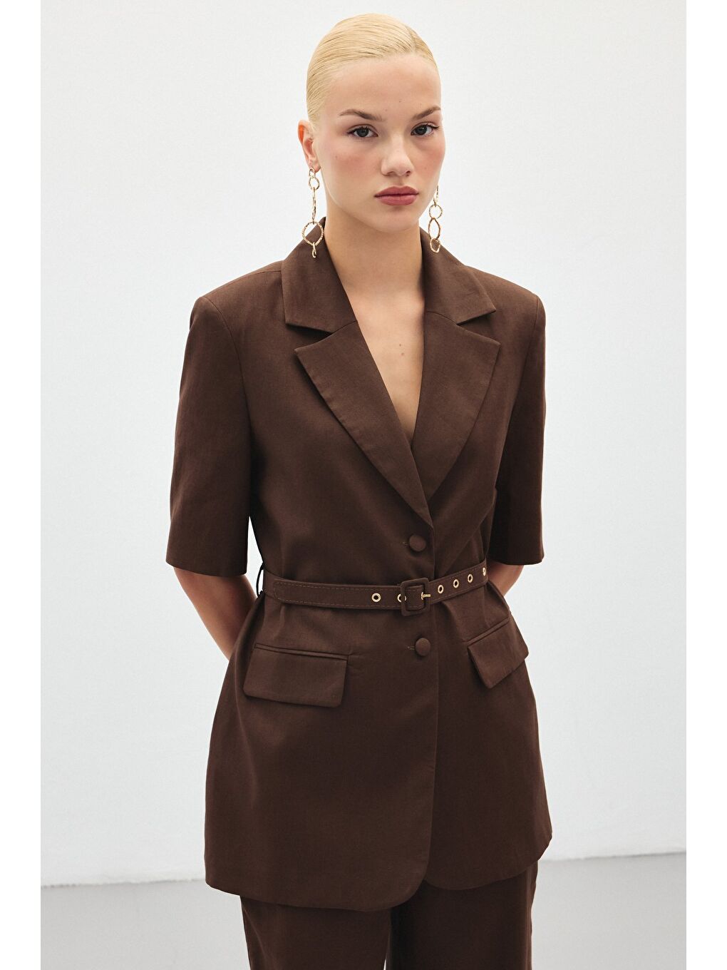 Kahverengi Kısa Kollu Kemerli Ceket - Kahve-1
