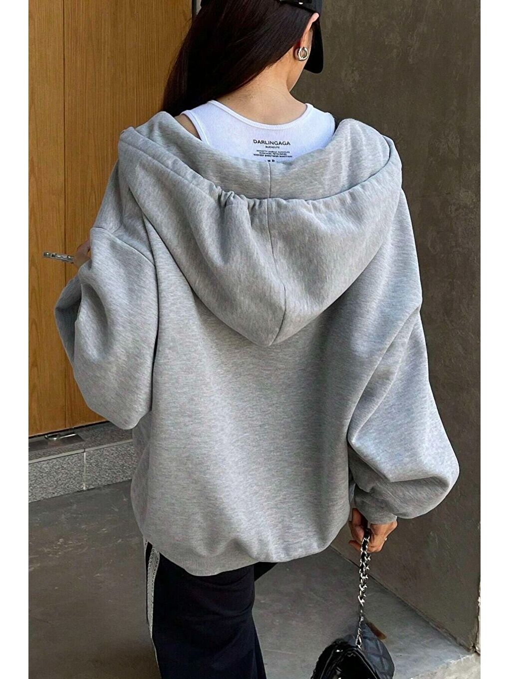 Kadın Gri Kapüşon Detay Fermuarlı Hırka-3