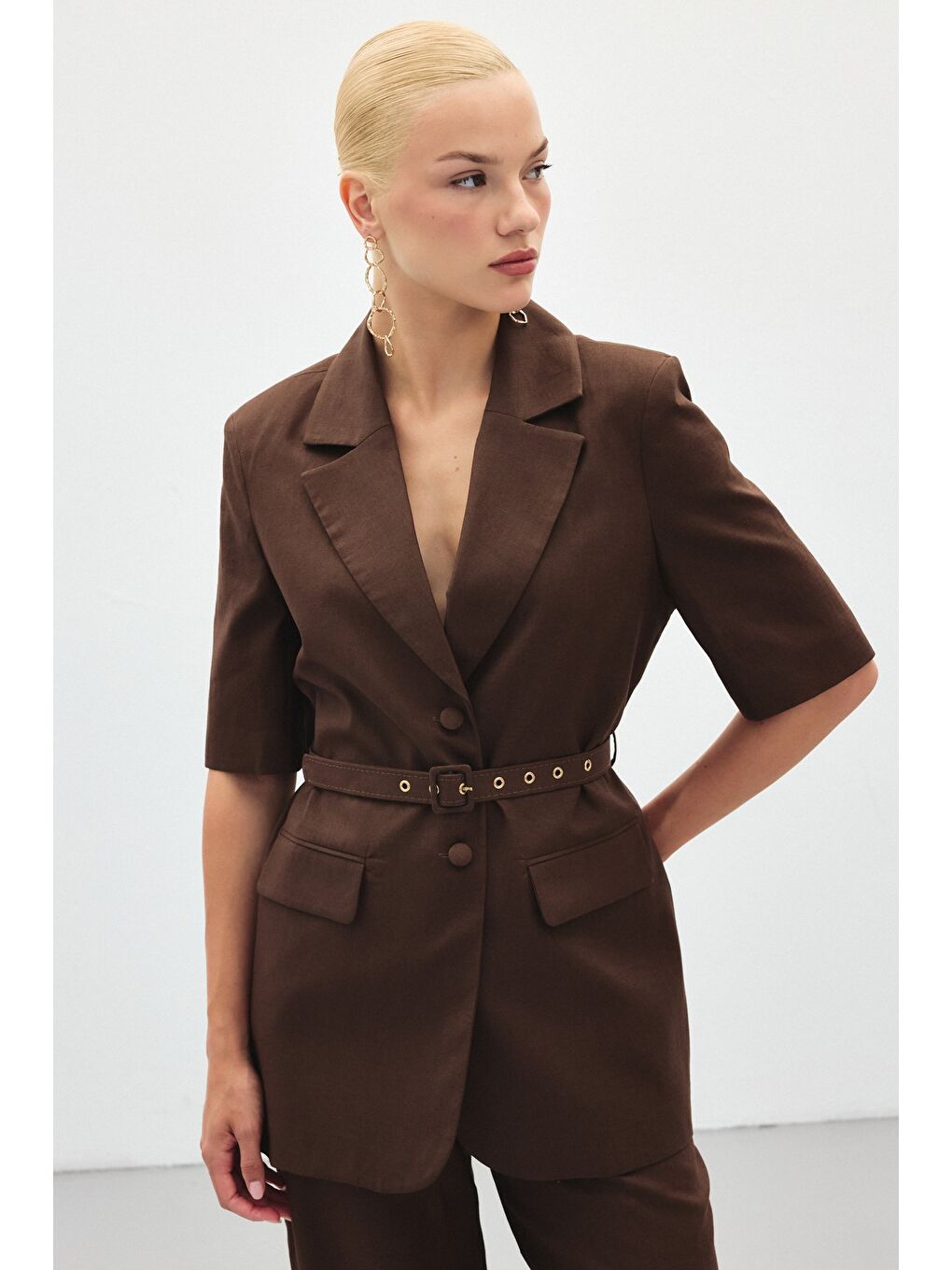Kahverengi Kısa Kollu Kemerli Ceket - Kahve-4