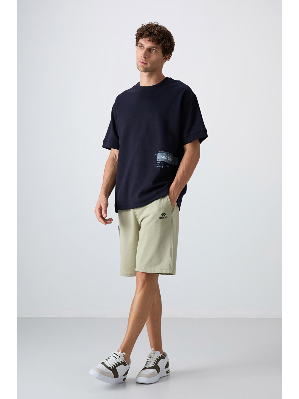 Lacivert Pamuklu Kalın Yumuşak Dokulu Oversize Fit Baskılı Erkek Tişört - 88322-1