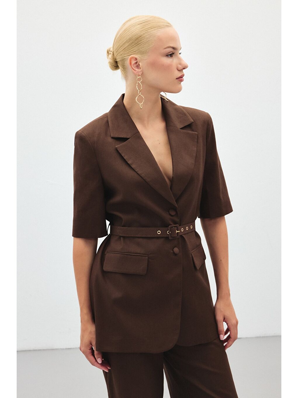 Kahverengi Kısa Kollu Kemerli Ceket - Kahve-5
