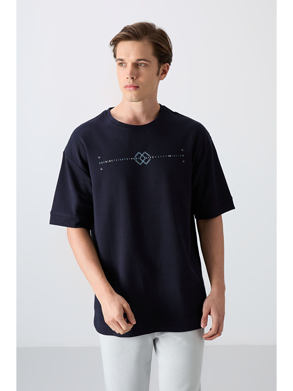 Lacivert Pamuklu Kalın Yumuşak Dokulu Oversize Fit Baskılı Erkek Tişört - 88323