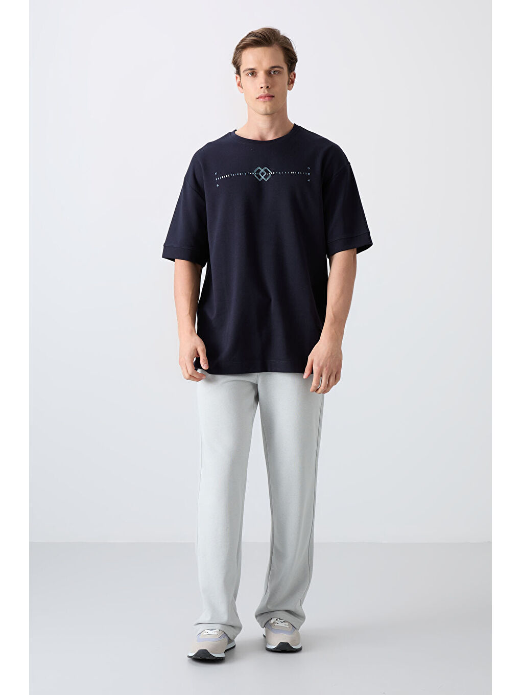 Lacivert Pamuklu Kalın Yumuşak Dokulu Oversize Fit Baskılı Erkek Tişört - 88323-1