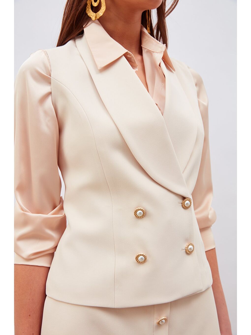 Düğme Detaylı Yelek - Bej-6