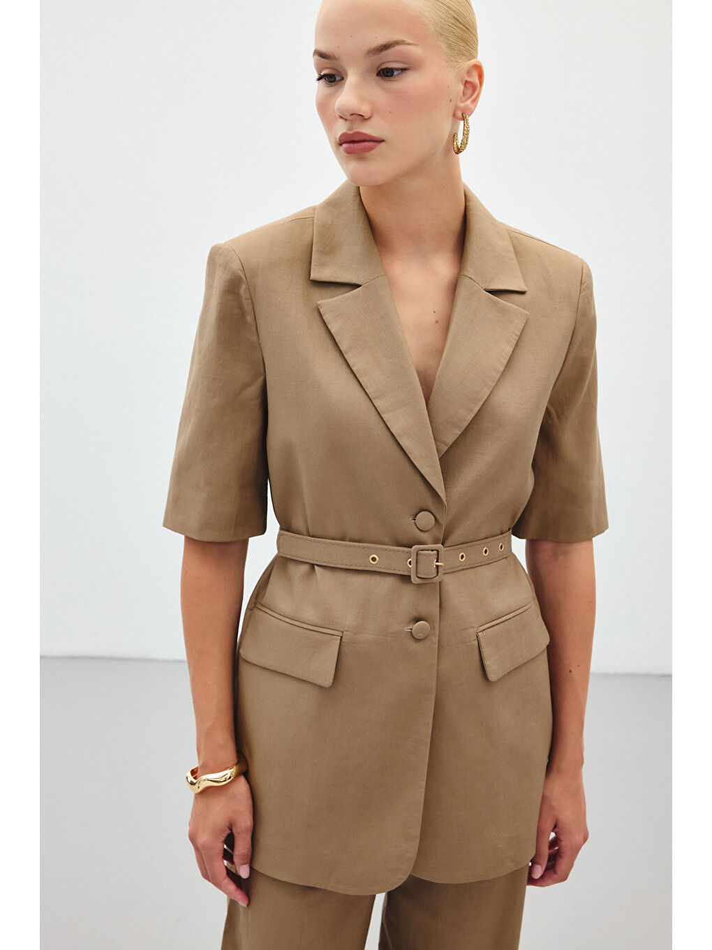 Kahverengi Kısa Kollu Kemerli Ceket - Camel-5