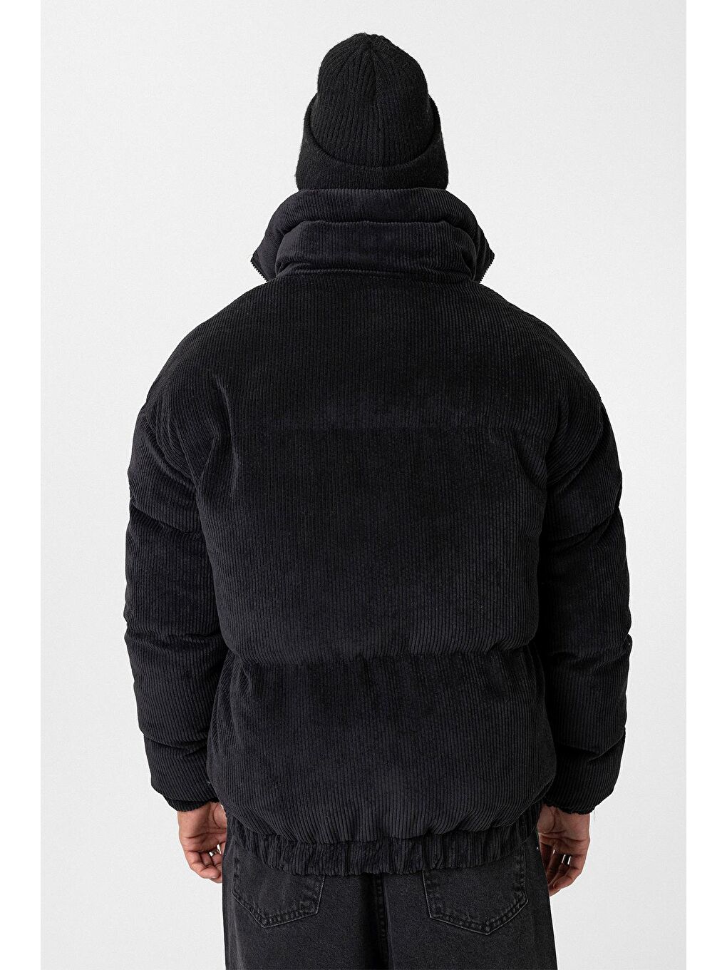 Siyah Oversize Kadife Erkek Şişme Mont-7