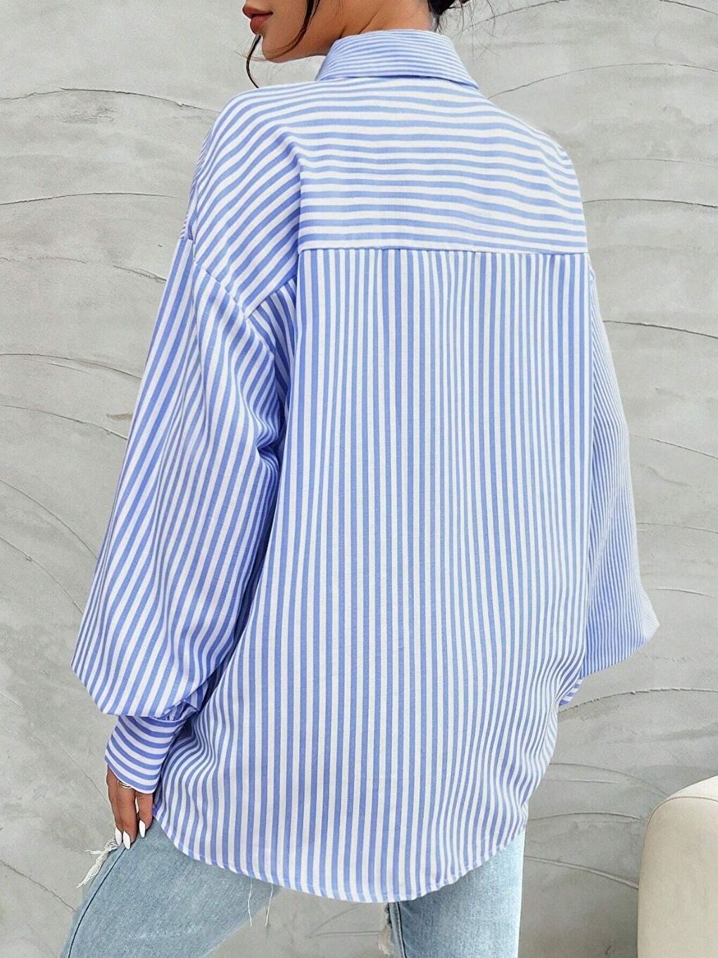 Kadın Mavi Oversize Çift Renk Çizgili Gömlek-4