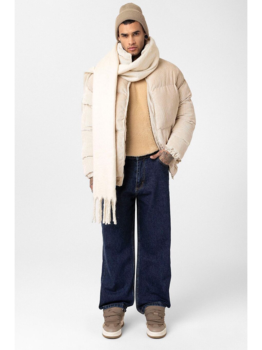 Bej Oversize Kadife Erkek Şişme Mont