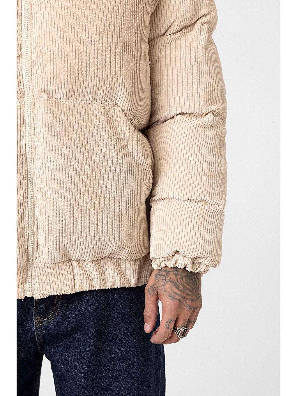 Bej Oversize Kadife Erkek Şişme Mont-7