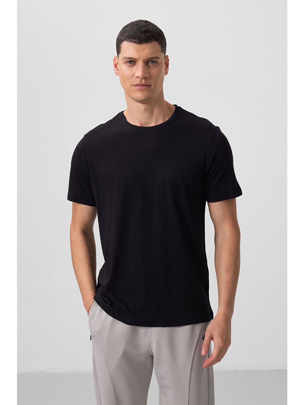 Standart Fit Basic O Yaka 2li Paket Siyah-Beyaz Erkek T-Shirt - 87911-2